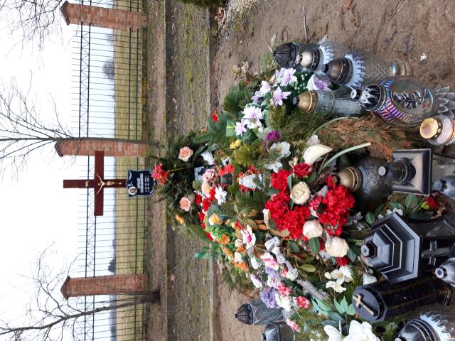 Grób JANUSZ TUSZAKOWSKI